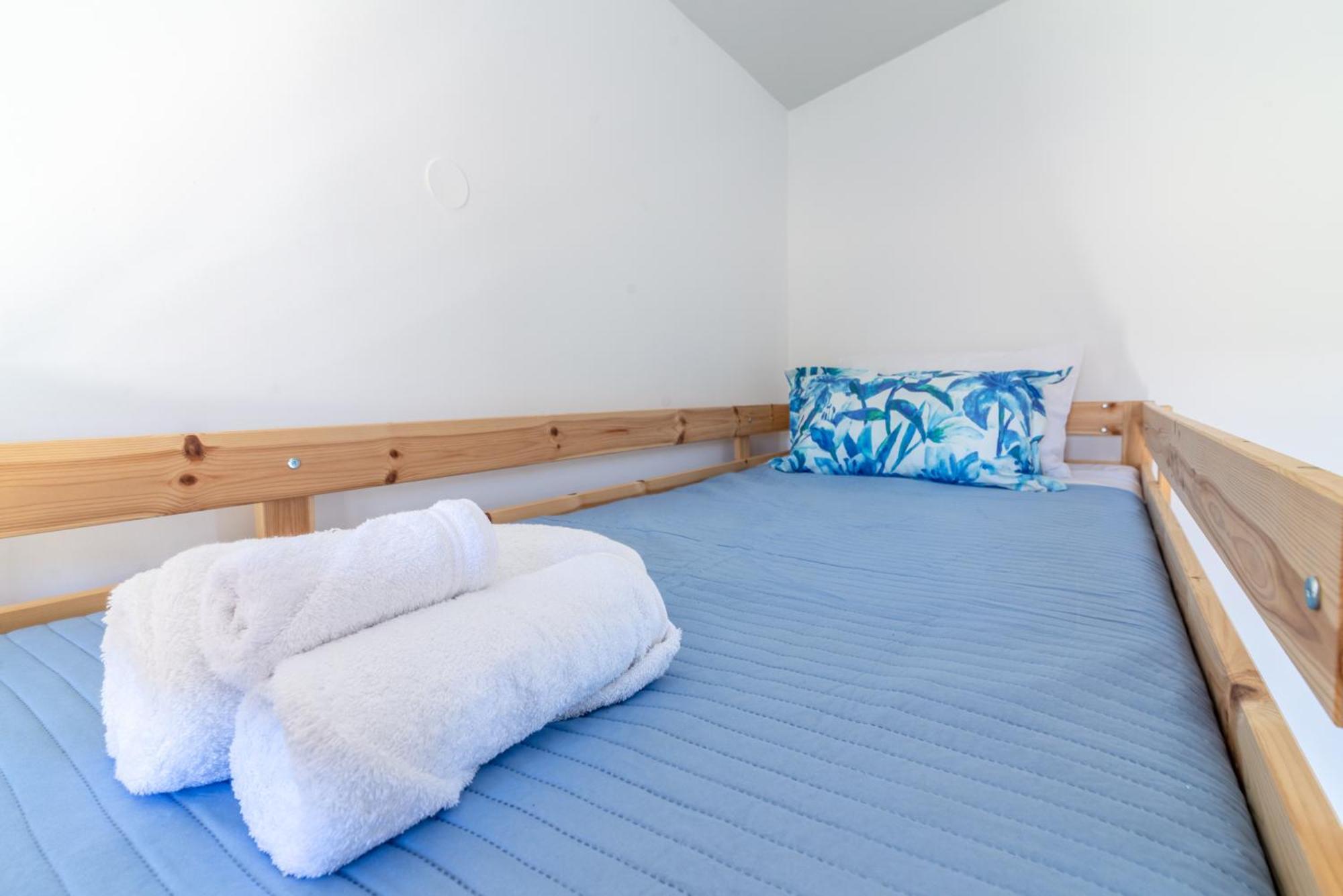 Magriplis Hill Apts Gouves Zimmer foto